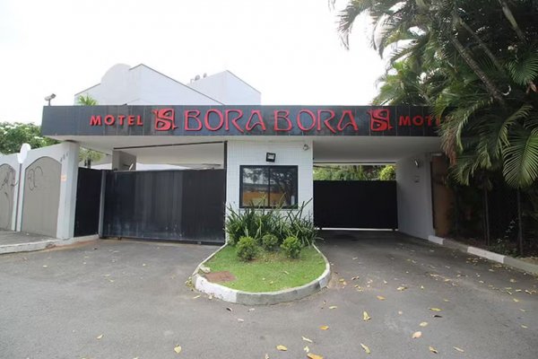 [Adolescente confessa participação na morte de dois homens em motel de Salvador]