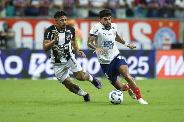 [Vídeo: Bahia joga mal, mas vence Ceará nos acréscimos e consegue primeiro triunfo no Brasileirão; confira o gol do Tricolor]