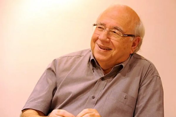 [Morre o autor Luis Fernando Verissimo, cronista que uniu gerações de leitores, aos 88]