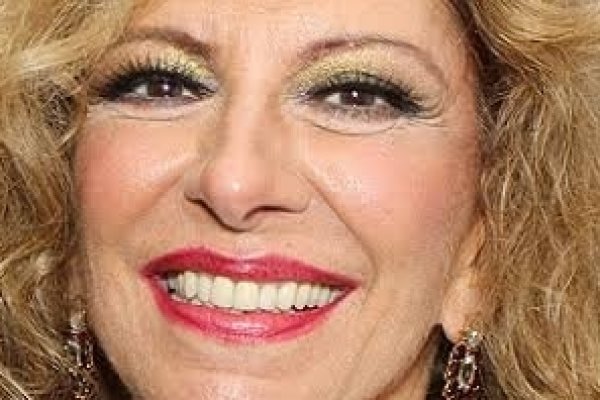 [10 anos sem Marília Pera! ]