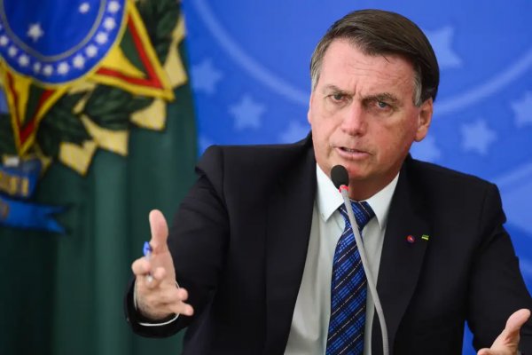 [Moraes vota para manter condenação de Bolsonaro por tentativa de golpe de Estado]