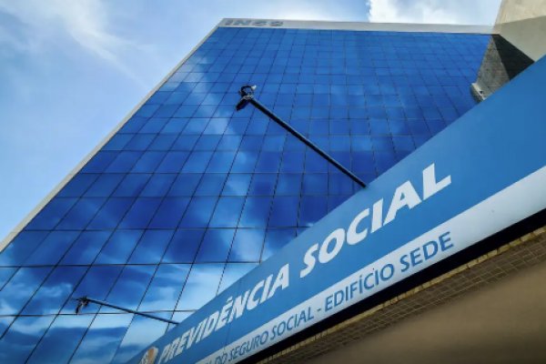 [INSS vai receber R$ 224 milhões do governo para manter agências abertas e pagar bônus a servidor]