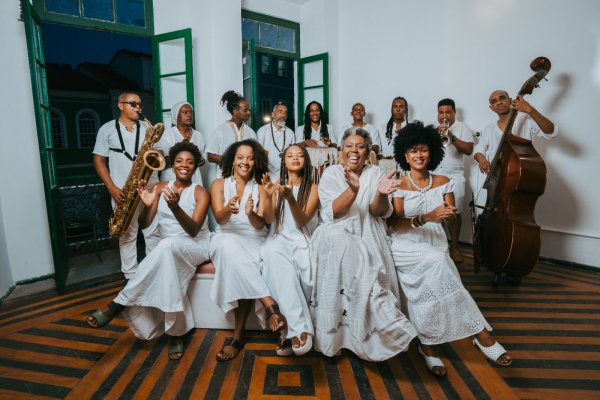 [Novembro Negro celebra centenário de Mãe Stella na Bahia com show da Orquestra Afrosinfônica ]