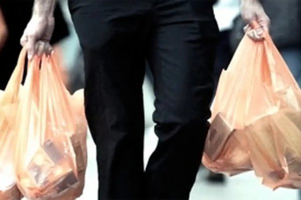 [Comércio de Feira de Santana tem 180 dias para se adequar à nova regra sobre o uso de sacolas plásticas não recicláveis]