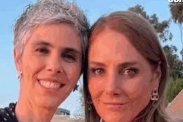 [Atriz Heloísa Périssé vive relacionamento com diretora de  TV!]