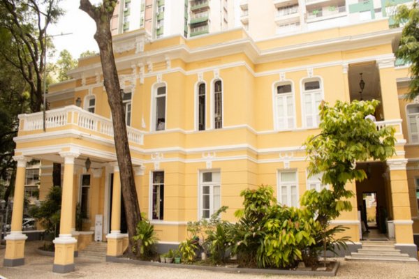 [Funceb abre seis vagas administrativas em Processo Seletivo REDA]