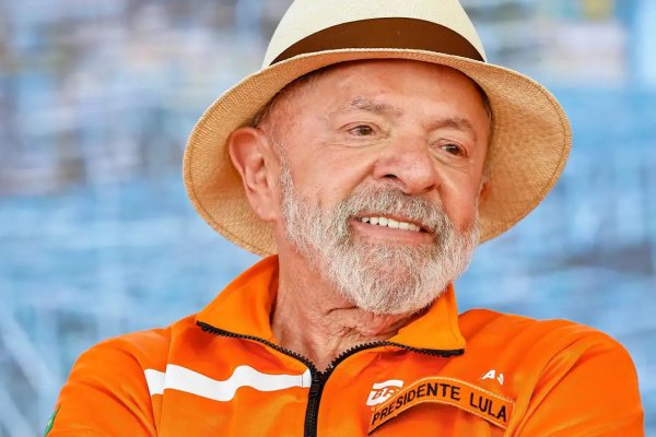 [VÍDEO: Lula chama atenção para feminicídios e cobra luta de homens contra a violência]