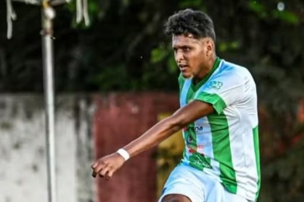 [Jogador de futebol amador é assassinado a tiros dentro de casa na Bahia]