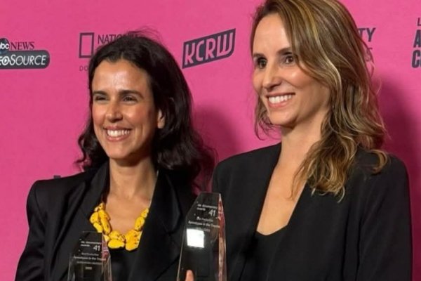 [ Documentário brasileiro “Apocalipse nos Trópicos”, fatura dois prêmios!]