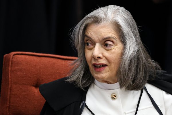 [Cármen Lúcia diz que Judiciário ainda é machista e sexista e cobra ação contra matança de mulheres]