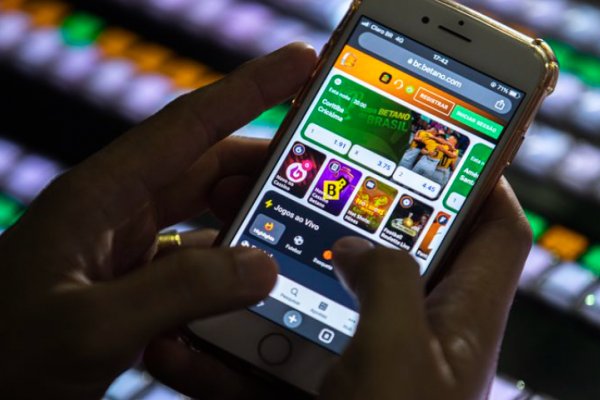 [30 milhões de brasileiros já fizeram alguma aposta online, aponta pesquisa]