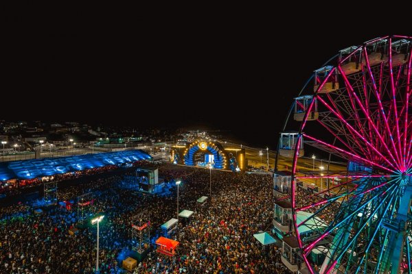 [Terceiro dia do Virada Salvador tem Durval Lelys, Nattan, Natanzinho Lima, Matheus & Kauan e Psirico]
