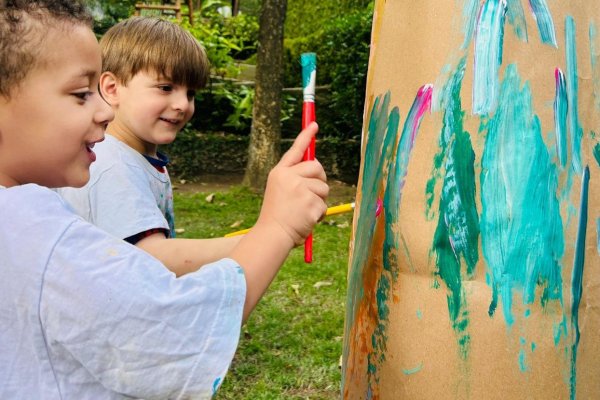 [Família e escola: especialista reforça importância da parceria para o desenvolvimento infantil! ]