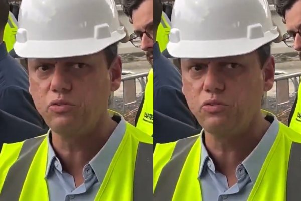 [Vídeo: Tarcísio de Freitas diz que Flávio Bolsonaro é 'grande nome' para eleição e nega projeto presidencial]