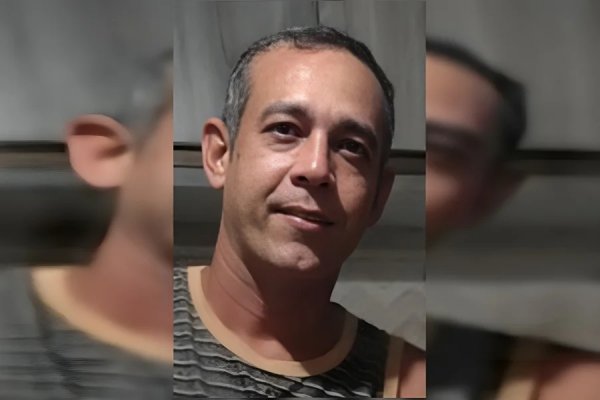 [Vídeo: criança de 3 anos é arremessada em parede e morta a facadas pelo pai após briga de casal]