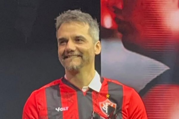 [Vitória prepara homenagem ao ator baiano Wagner Moura no Ba-Vi deste domingo (25)]