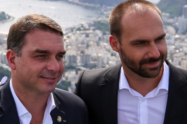 [Após derrotas, Eduardo Bolsonaro mira contatos internacionais para impulsionar Flávio]