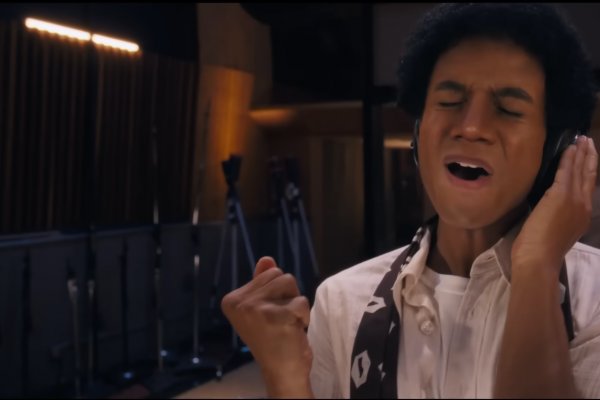 [Cinema no Farol: Cinebiografia de Michael Jackson ganha novo trailer]