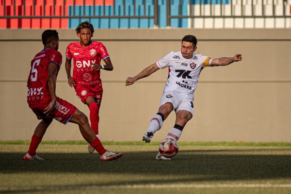 [Jequié e Vitória fazem confronto direto pela vice-liderança do Baiano]