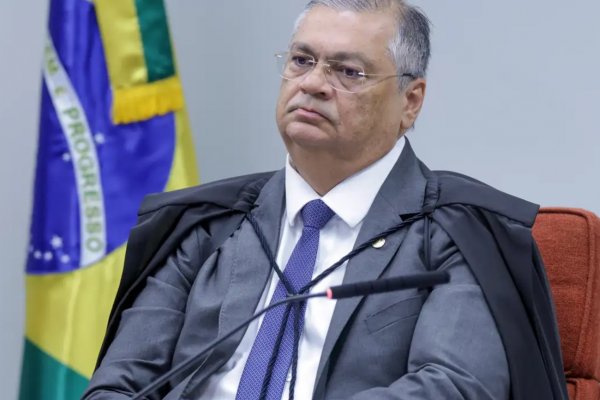 [Dino manda suspender “penduricalhos” ilegais e dá prazo para revisão nos Três Poderes]