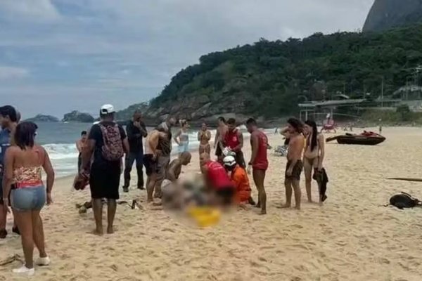 [Morre mulher que estava em acidente de asa-delta no Rio de Janeiro]