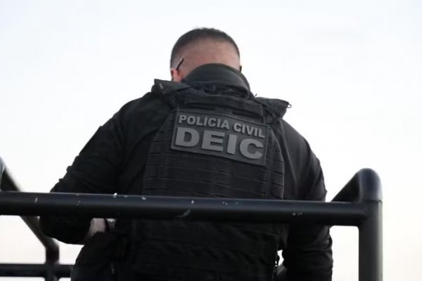 [Turista de São Paulo é presa suspeita de injúria racial contra funcionária de hotel em Porto Seguro]