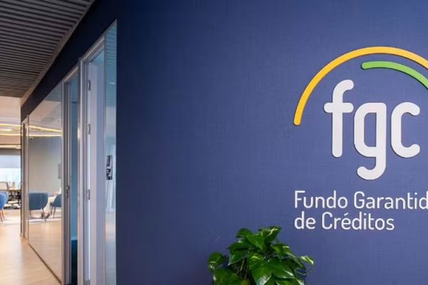 [Bancos vão antecipar pagamento de R$ 32,5 bi ao FGC a partir deste mês]