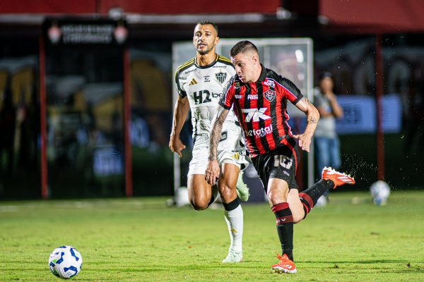 [Vitória recebe Atlético-MG no Barradão em busca de recuperação no Brasileirão]
