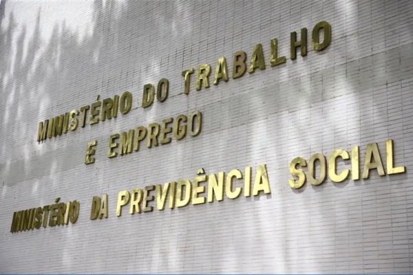[Ministério do Trabalho estuda adiar norma sobre saúde mental nas empresas]