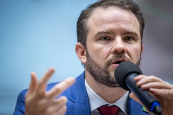 [Durigan diz que governo aguarda resposta dos estados sobre ICMS do diesel]