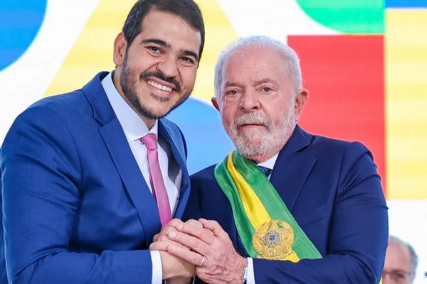 [Lula deve enviar nome de Messias ao Senado mesmo sob risco de Alcolumbre rejeitar indicado ao STF]