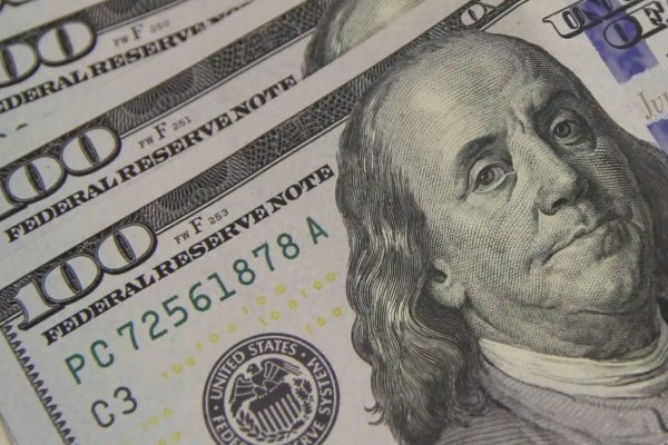 [Dólar sobe a R$ 5,25 e Bolsa cai com tensão no Oriente Médio e pressão inflacionária]