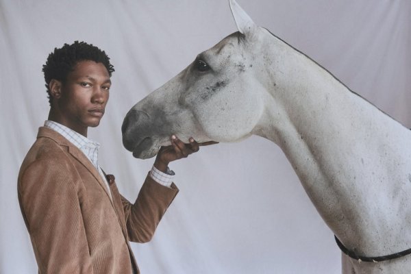 [Zapälla apresenta coleção Inverno 2026 inspirada no universo esportivo e na tradição dos clubes sociais! ]