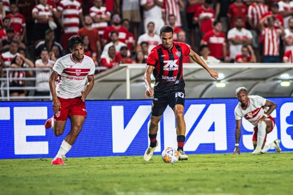 [Vitória visita CRB em busca do primeiros três pontos na Copa do Nordeste ]