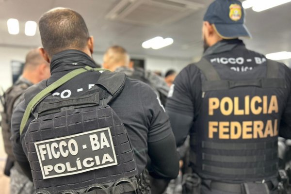 Traficante portuguesa é presa por Reconhecimento Facial; suspeita mantinha contato com [Traficante portuguesa é presa por Reconhecimento Facial; suspeita mantinha contato com