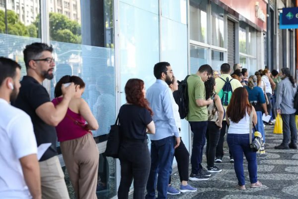 [Governo Federal vai chamar mais 7 mil servidores em 2026, diz ministra]