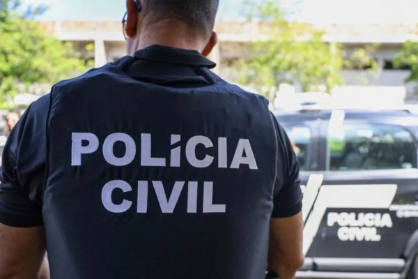 [Dupla suspeita de homicídio é presa por posse ilegal de arma em Serrinha]