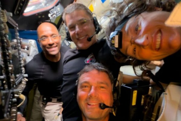 [Vídeo: Missão Artemis II chega à Terra na noite desta sexta (10)]