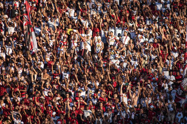 [Vitória alcança marca histórica de 45 mil sócios ativos]