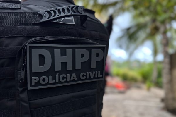 [Adolescente é apreendido por morte de jovem em frente a escola em Feira de Santana]