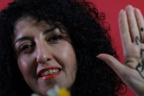 [Iraniana vencedora do Nobel da Paz segue em condição instável, e família pede transferência para Teerã]