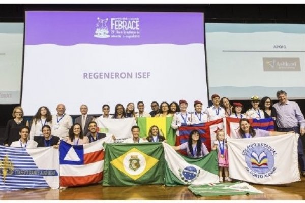[Estudantes da Bahia embarcam para os EUA após workshop na USP rumo à maior feira internacional de ciências! ]