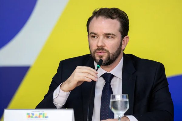 [Durigan defende Desenrola e nega que estímulos do governo Lula causem juros altos]