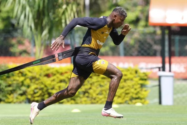 [Arboleda é multado após reaparecer e não deve mais atuar pelo São Paulo]