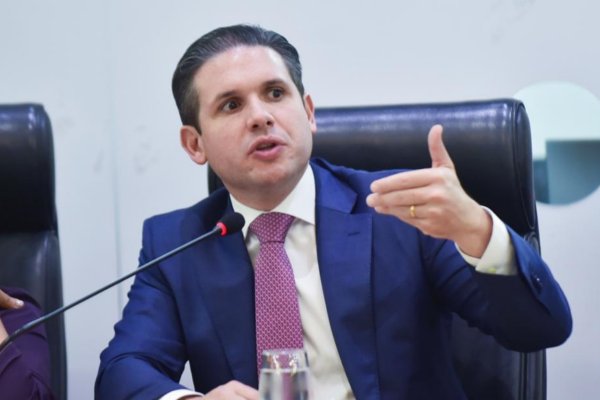 [ Motta nega irregularidade em voo de investigação da PF e diz que sua bagagem foi inspecionada]