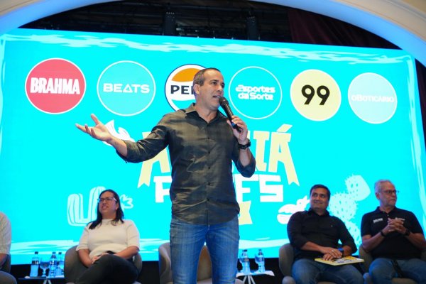 [Após protesto, Bruno Reis diz que creches deveriam cobrar aumento dos recursos para merenda escolar ao presidente da República ]