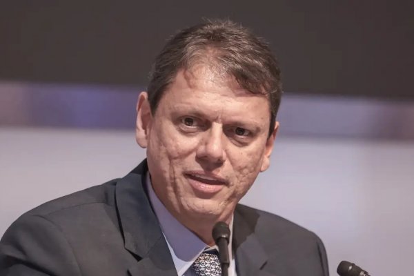 [Vídeo: Tarcísio critica fim da escala 6x1: “Trabalhador vai ter que fazer bico”]