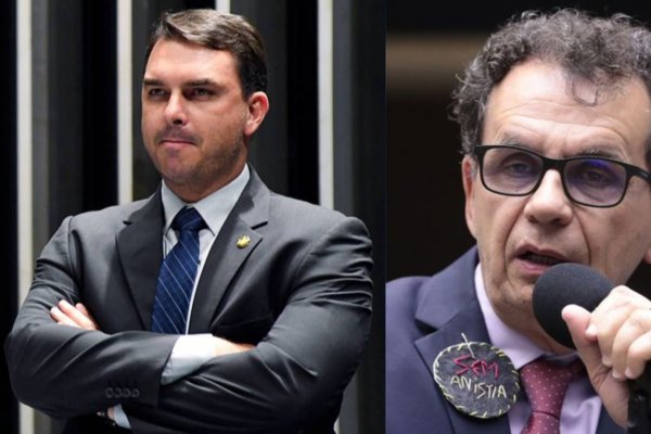 [Deputado pede bloqueio de bens e apreensão de passaportes de Flávio Bolsonaro]