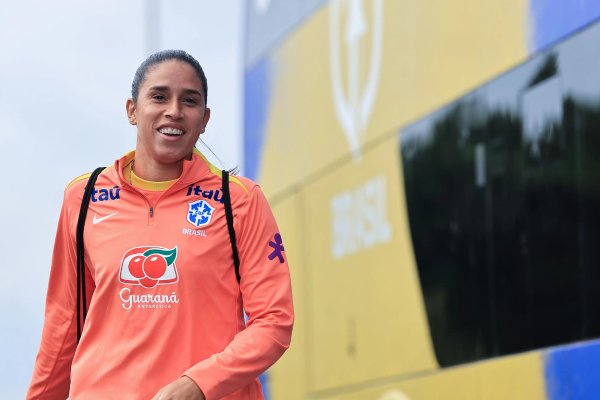 [Baiana, zagueira Rafaelle retorna à seleção após quase dois anos]