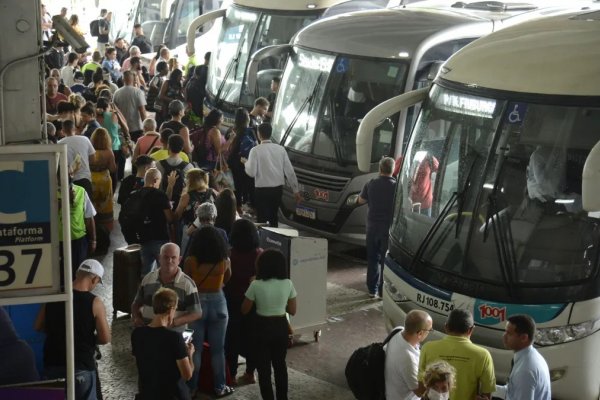 [Viagens interestaduais deverão aumentar quase 15% em junho]